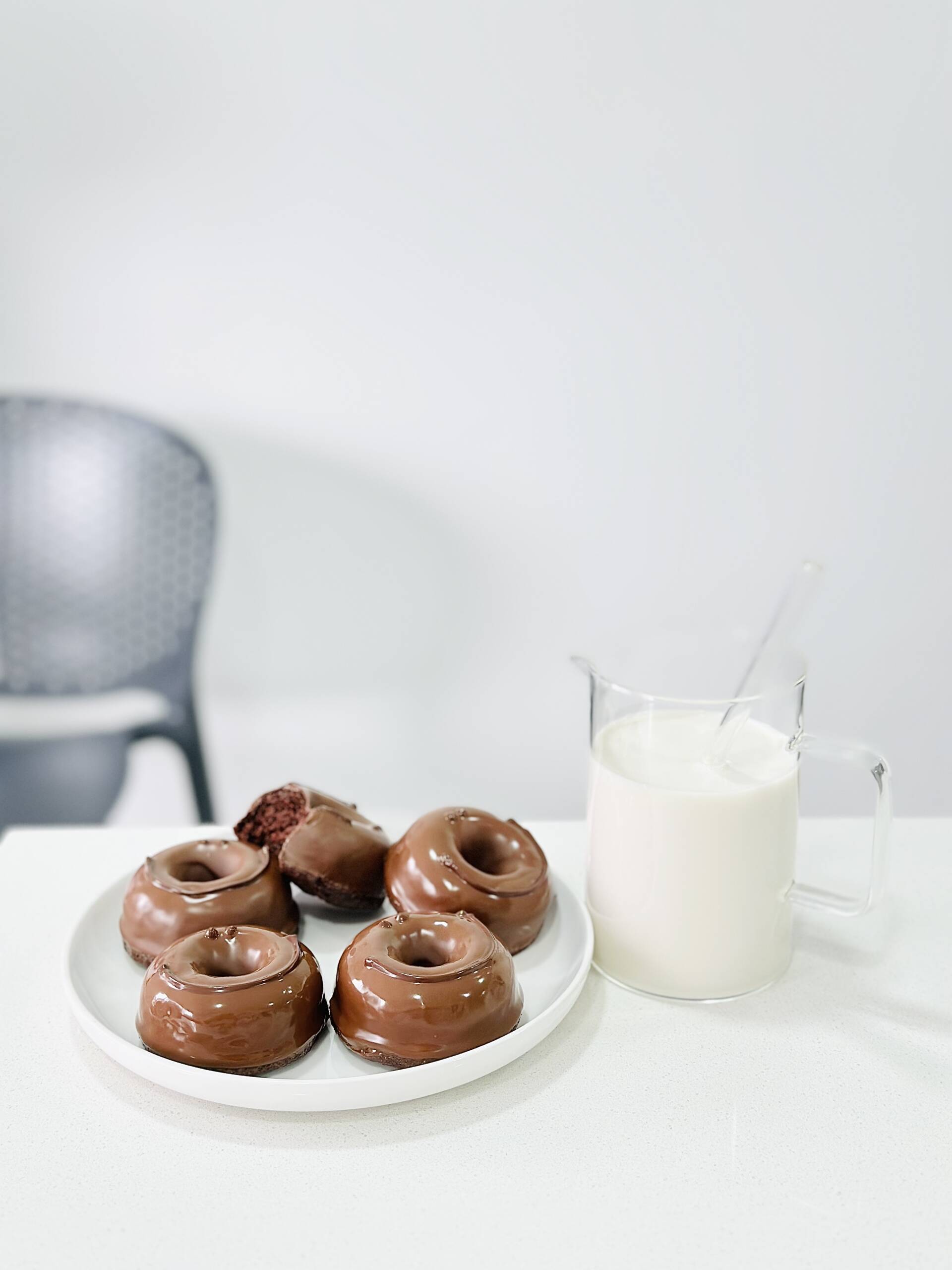 MINI KETO DOUGH CHOCO